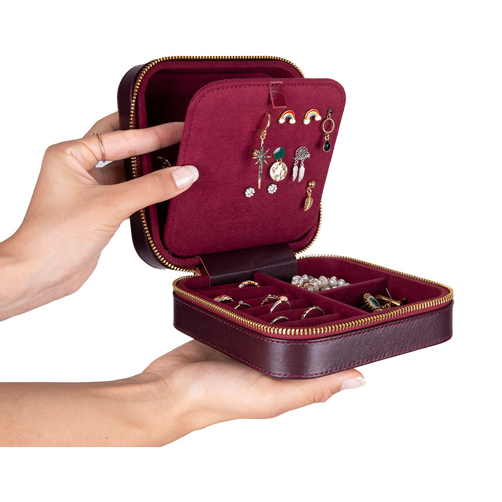 Leather Jewelry Organizer, Travel-Friendly Genuine Leather Storage Box with Velvet Lining (Celeste)