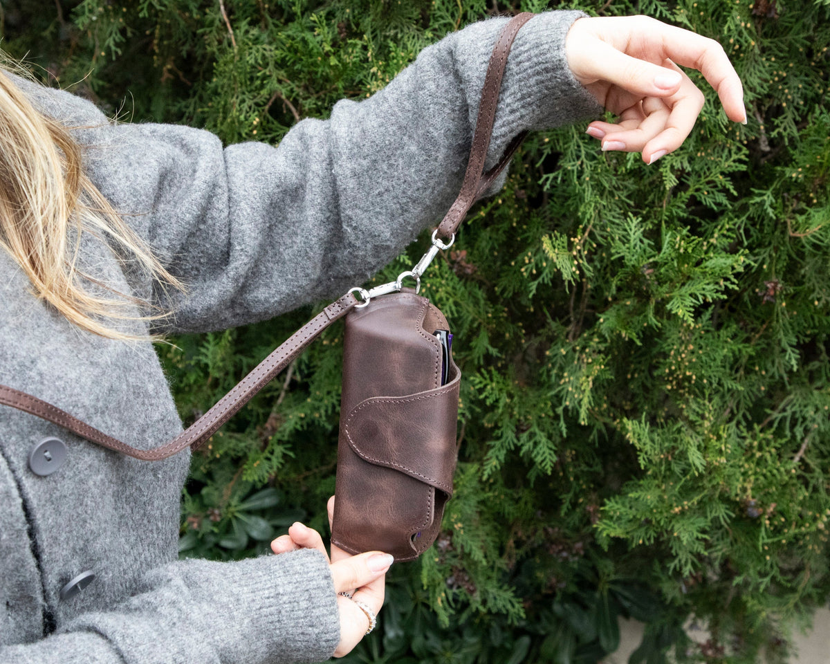 Lenozora Genuine Leather Glasses Case