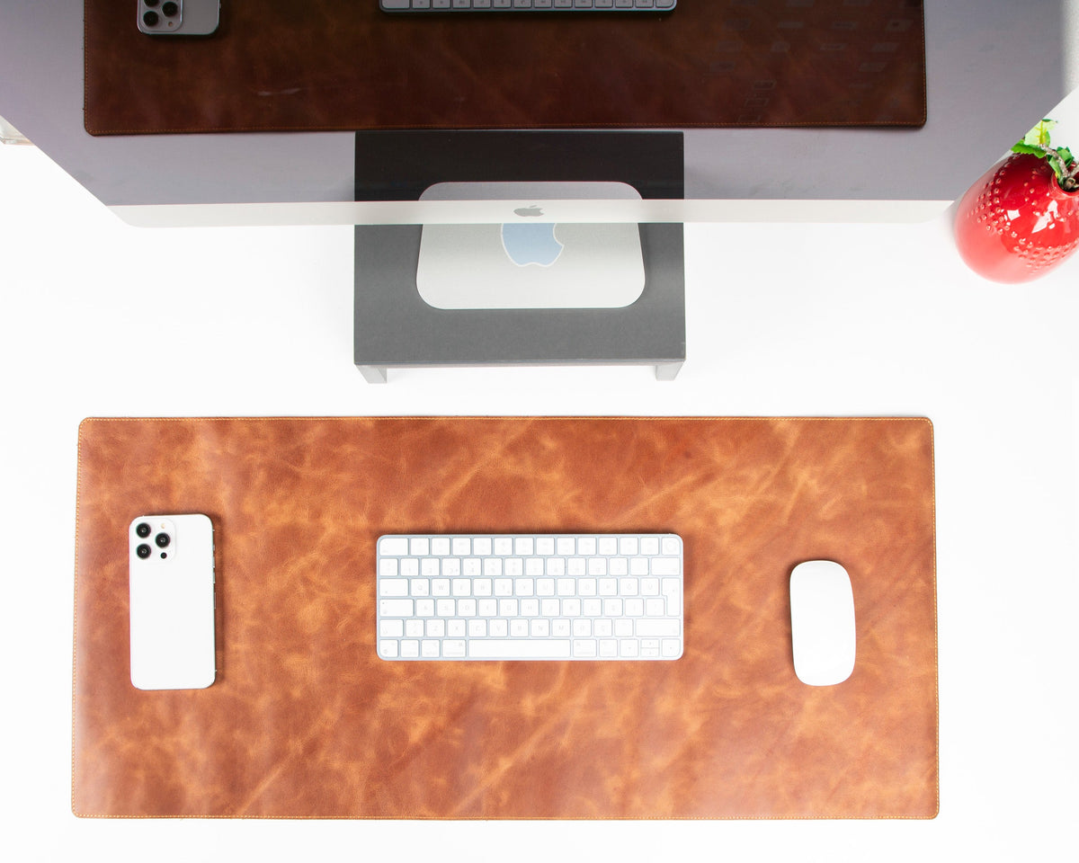 Leather Desk Mat: Water-Repellent Office Pad (Vero)