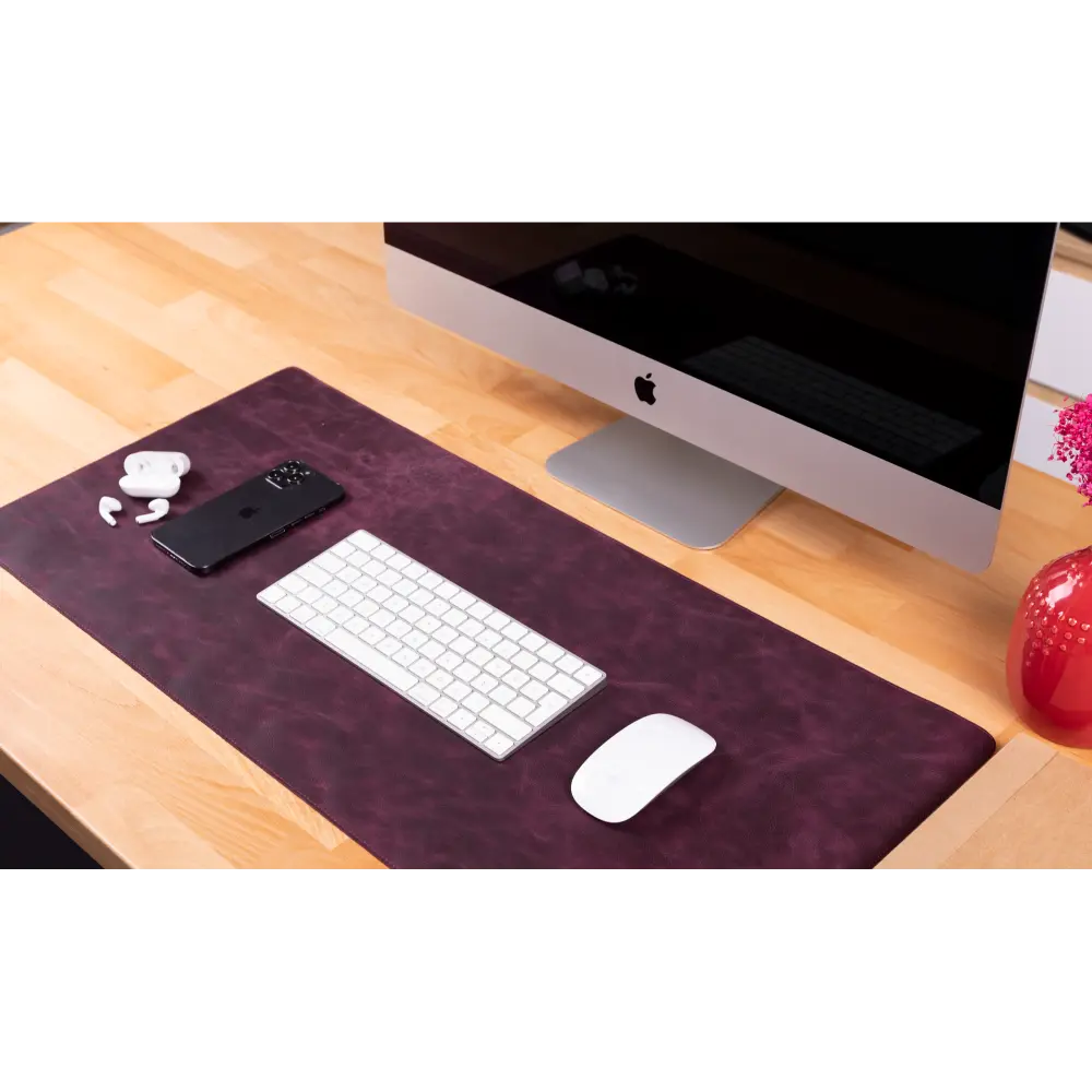 Leather Desk Mat: Water-Repellent Office Pad (Vero)