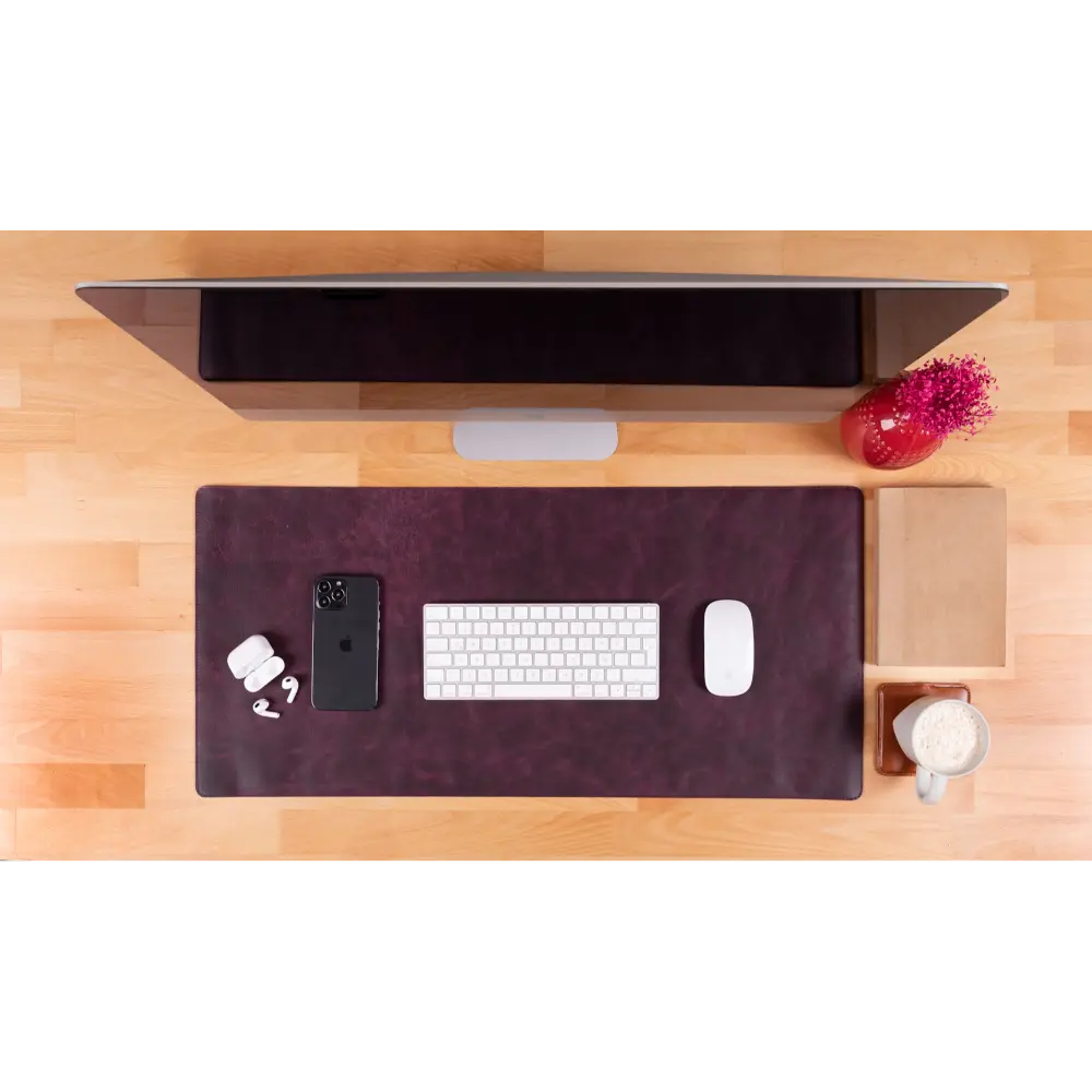 Leather Desk Mat: Water-Repellent Office Pad (Vero)