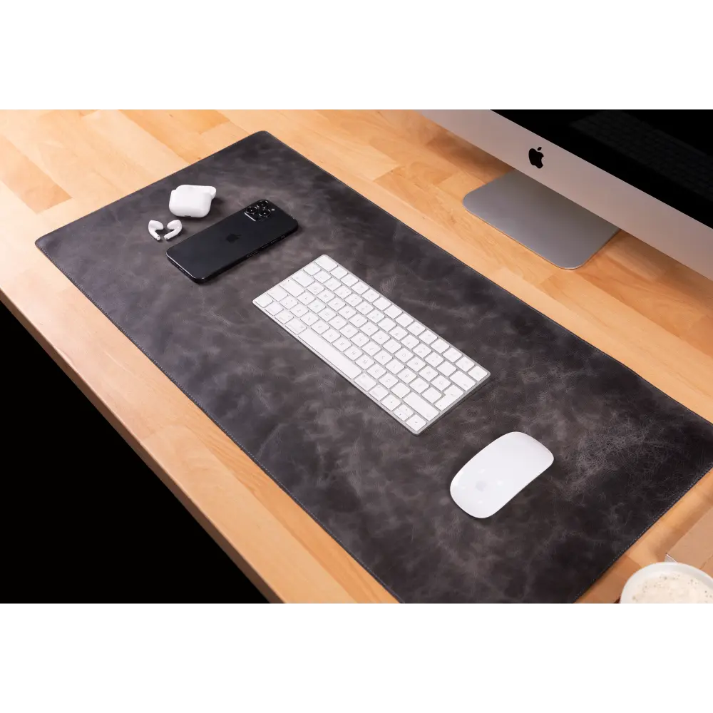 Leather Desk Mat: Water-Repellent Office Pad (Vero)