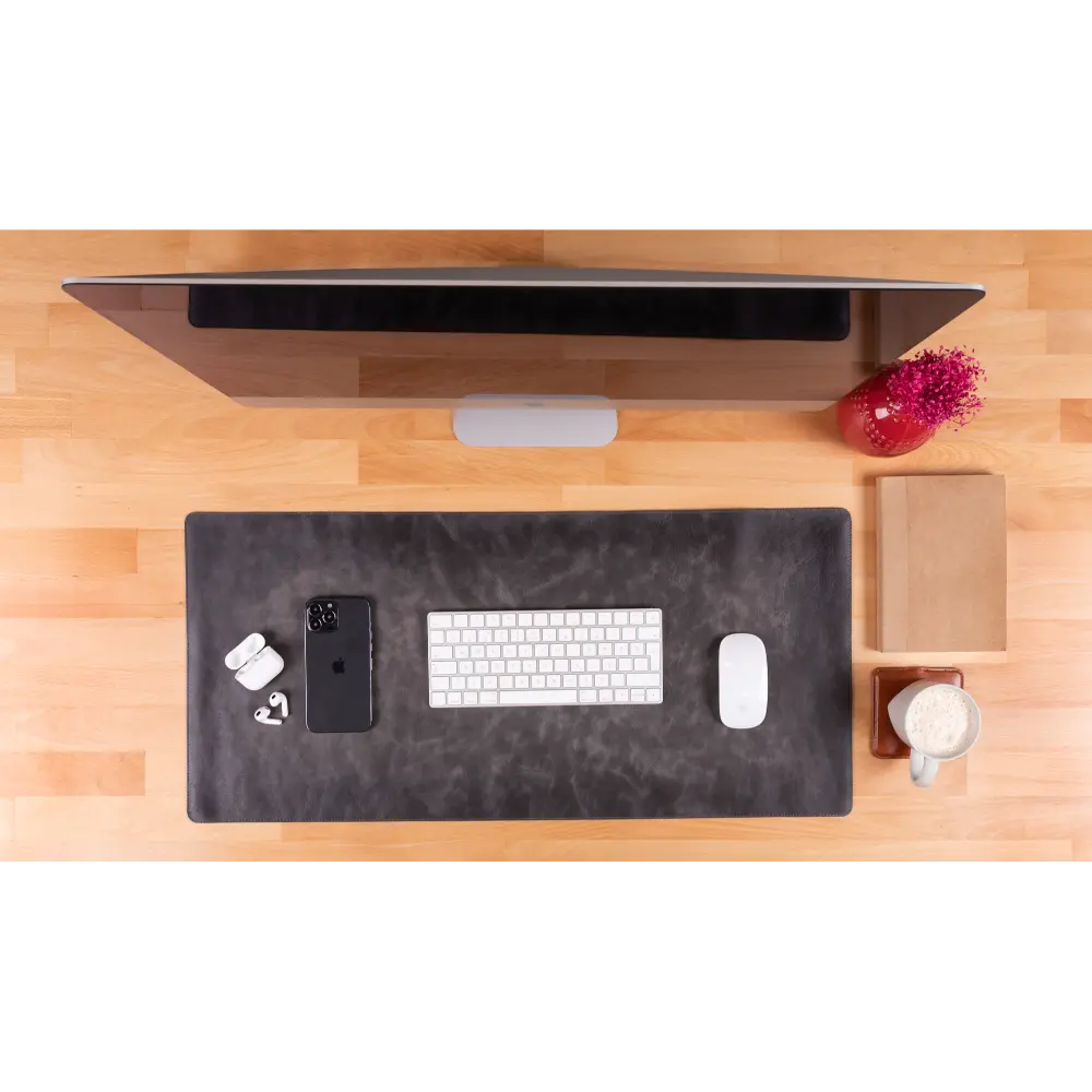 Leather Desk Mat: Water-Repellent Office Pad (Vero)