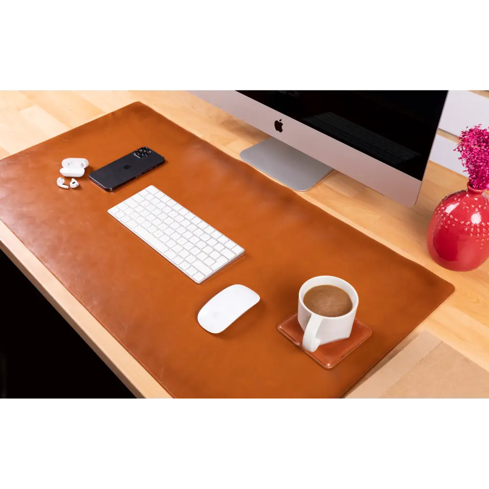Leather Desk Mat: Water-Repellent Office Pad (Vero)