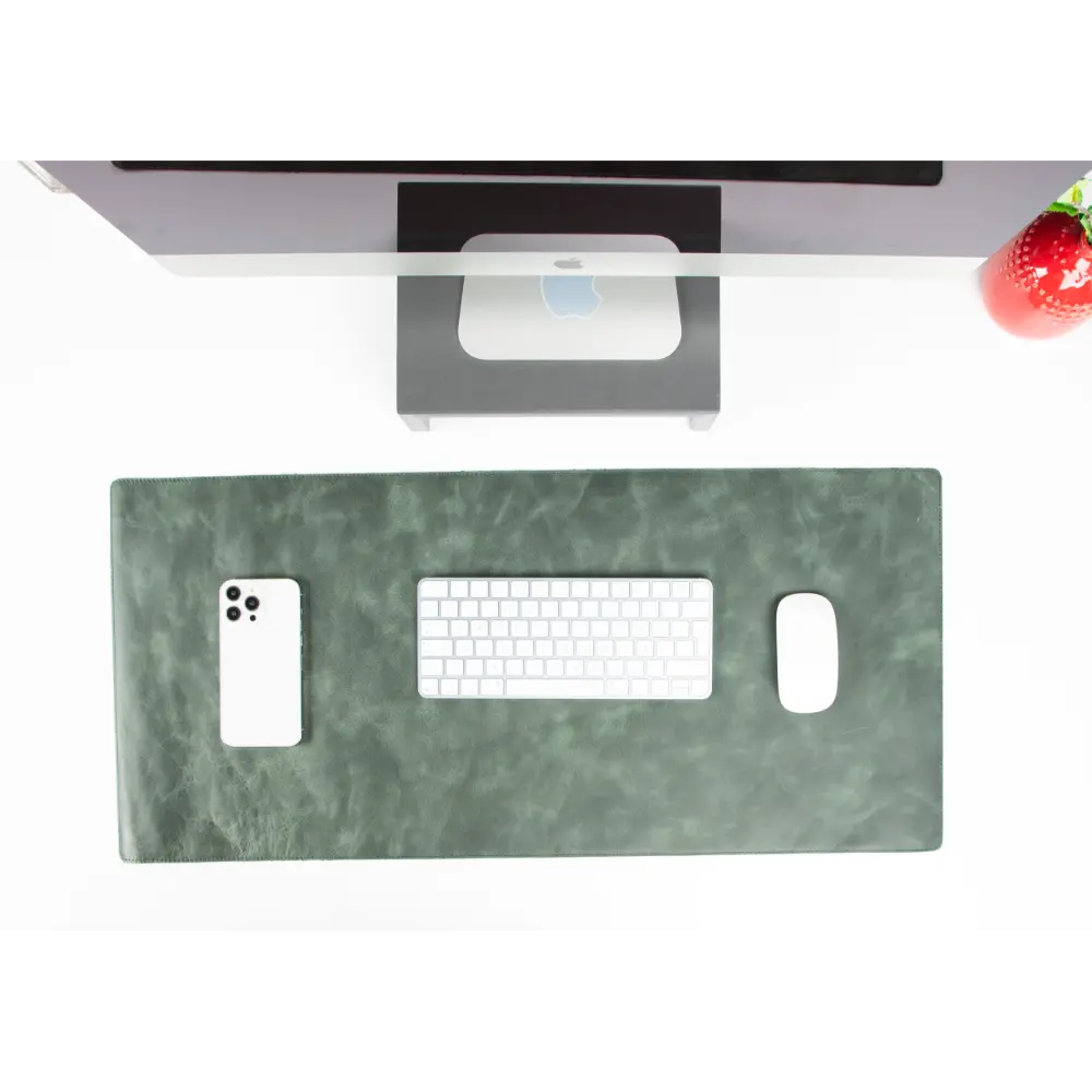 Leather Desk Mat: Water-Repellent Office Pad (Vero)