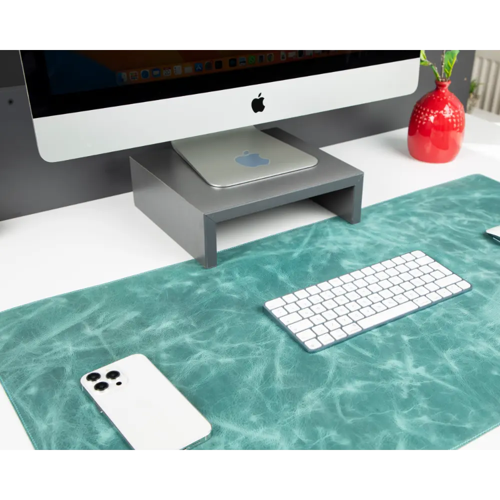 Leather Desk Mat: Water-Repellent Office Pad (Vero)