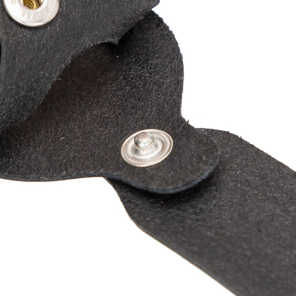 Apple Leather AirTag Keychain Beta