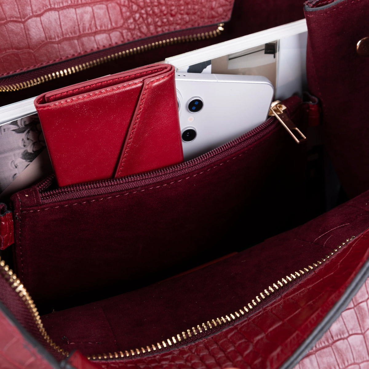 Carrera Novelya Genuine leather hand bags for women