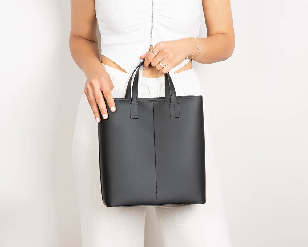 Valliro Leather Tote Bag