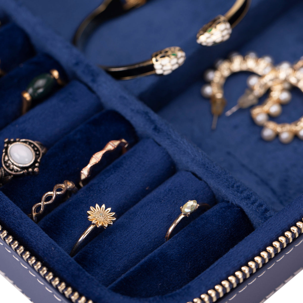 Leather Jewelry Organizer, Travel-Friendly Genuine Leather Storage Box with Velvet Lining (Celeste)