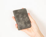 Leather Card Holder – Minimalist Slim Bifold Wallet for Men & Women (Matteo)