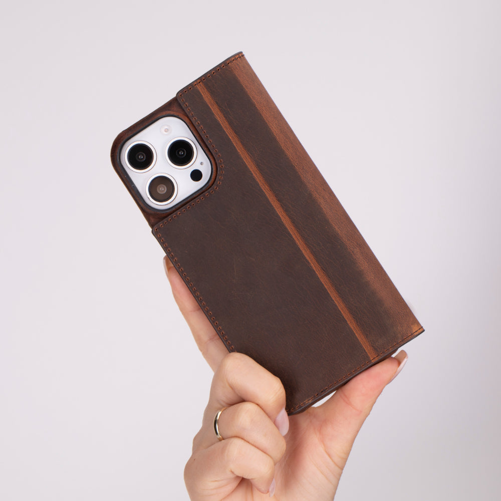 The Stockholm iPhone 16 Series Leather Folio Case