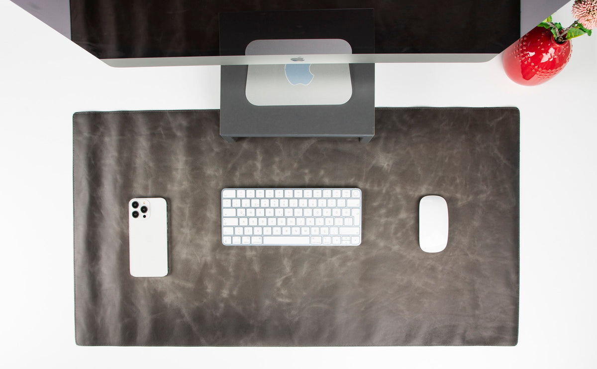Leather Desk Mat: Water-Repellent Office Pad (Vero)