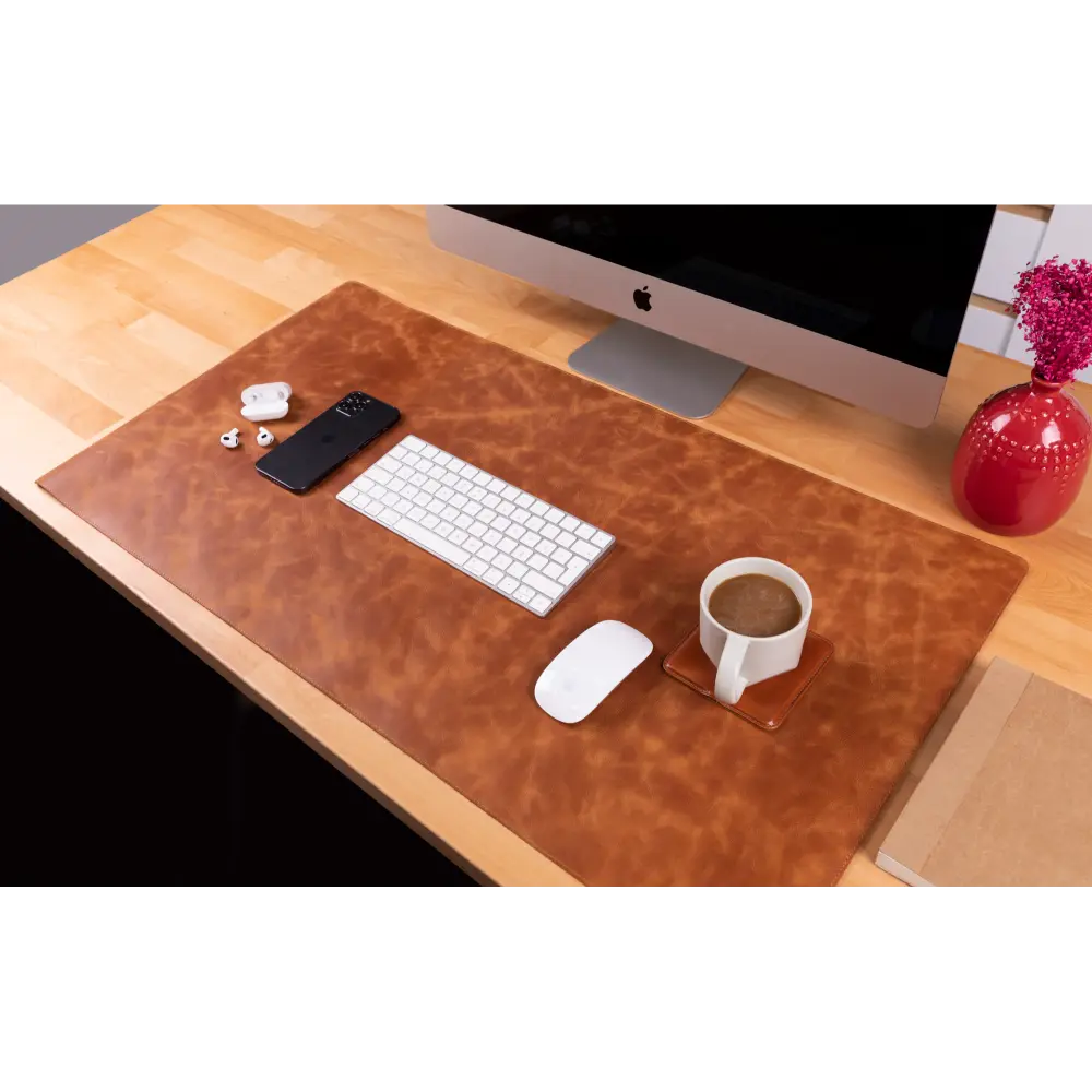 Leather Desk Mat: Water-Repellent Office Pad (Vero)