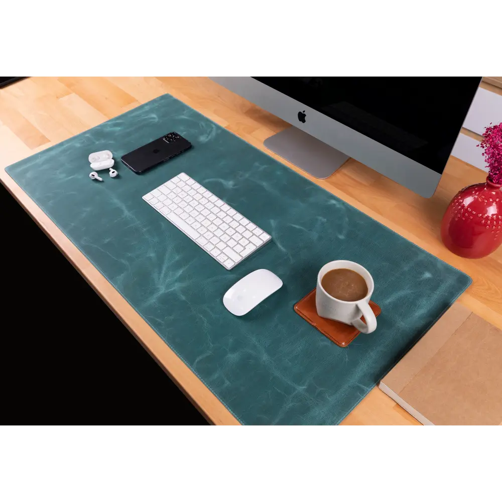 Leather Desk Mat: Water-Repellent Office Pad (Vero)